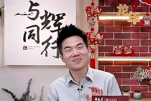 赫罗纳主帅：萨维奥说拉菲尼亚比他出色，因为后者效力巴萨&巴西